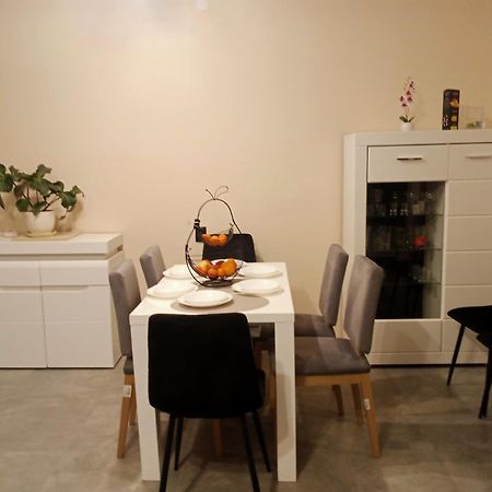 Uroczy Apartament Kraków Zewnętrze zdjęcie
